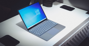Surface Laptop Go vs Macbook Air 2020 Intel: Tại sao thiết bị nhà Microsoft chiếm ưu thế hơn?
